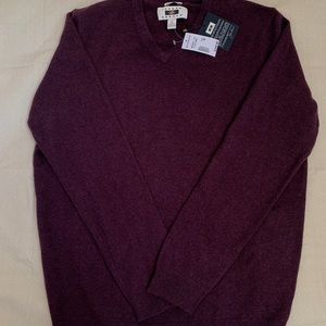 100% cashmere Joseph Abboud merlot sweater